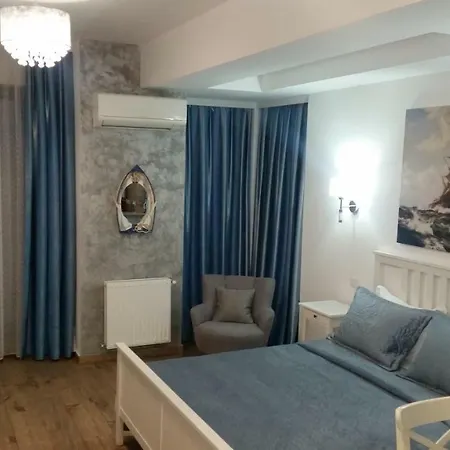 Bluemarina Apartment Mamaia